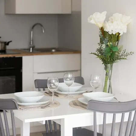 Elegant In The Centre Of By Renters Daire *