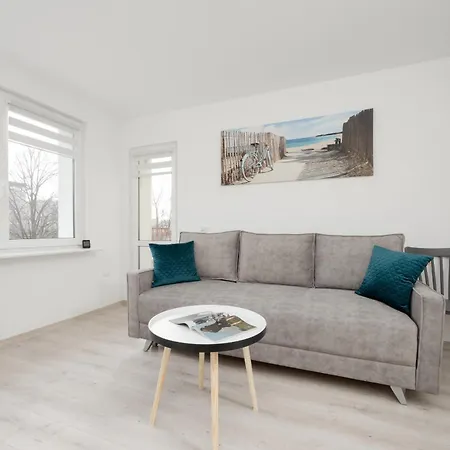 Elegant In The Centre Of By Renters *