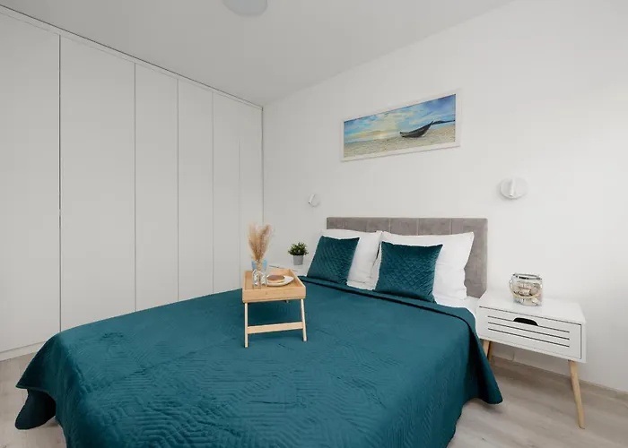 Elegant In The Centre Of By Renters Lägenhet